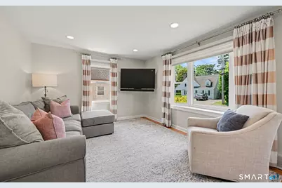 845 Knapps Highway, Fairfield, CT 06824 - Photo 2