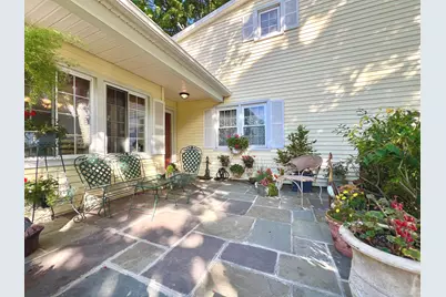 [Address not provided], Darien, CT 06820 - Photo 2