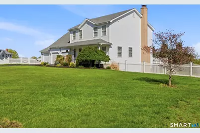 60 Watch Hill Drive, Middletown, CT 06457 - Photo 32