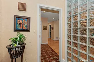 110 Wedgewood Dr, Easton, CT 06612 - Photo 4