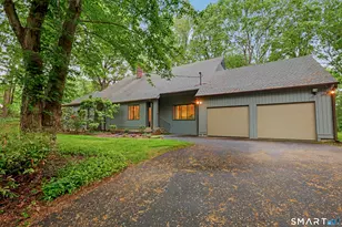 110 Wedgewood Dr, Easton, CT 06612 - Photo 1