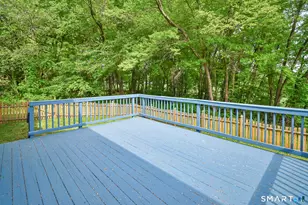 29 Burr Rd, Bloomfield, CT 06002 - Photo 6