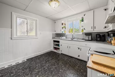 111 Highland Avenue, Naugatuck, CT 06770 - Photo 6