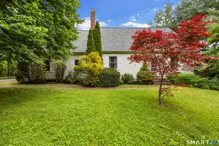 694 Millbrook Rd, Middletown, CT 06457 - Photo 2