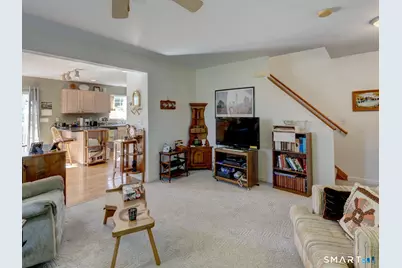 31 Augustyn Court, Torrington, CT 06790 - Photo 8