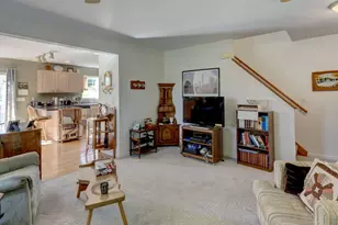 31 Augustyn Ct, Torrington, CT 06790 - Photo 8