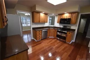 41 Sagewood Ln, Windsor, CT 06095 - Photo 10