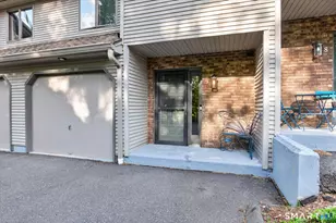 25 Washington St, Bristol, CT 06010 - Photo 2