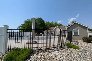 2 Aspen Dr, East Windsor, CT 06016 - Photo 10