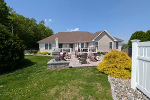 2 Aspen Dr, East Windsor, CT 06016 - Photo 8