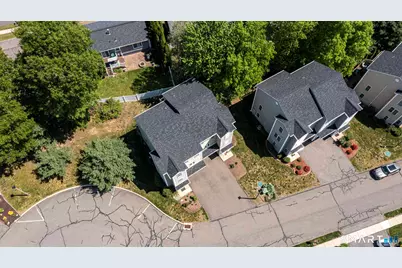 49 Quarry Farms Road #49, Meriden, CT 06451 - Photo 4