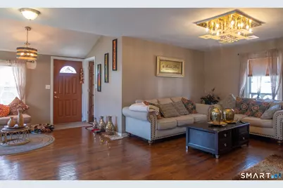 1184 Lindley Street, Bridgeport, CT 06606 - Photo 2