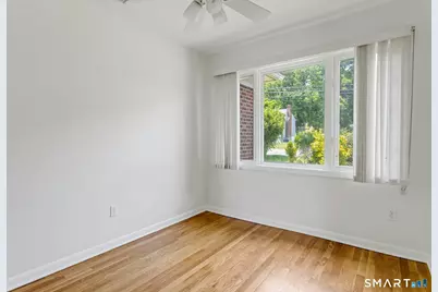 192 Frenchtown Road, Bridgeport, CT 06606 - Photo 14