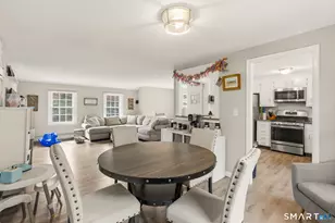 18 Richard Ln, Bloomfield, CT 06002 - Photo 10