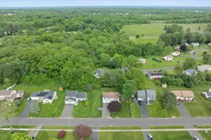 18 Richard Ln, Bloomfield, CT 06002 - Photo 40