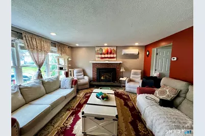 19 Kent Court, Middletown, CT 06457 - Photo 2
