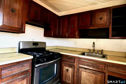 A2 Van Zant Road, Norwalk, CT 06855 - Photo 16