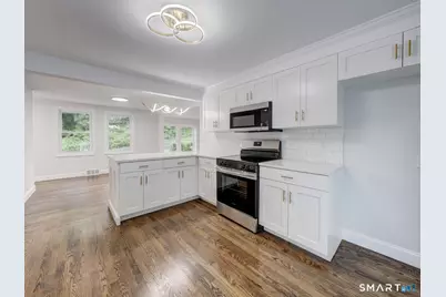 11 Cheshire Road, Prospect, CT 06712 - Photo 4