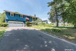 196 Humiston Cir, Thomaston, CT 06787 - Photo 2