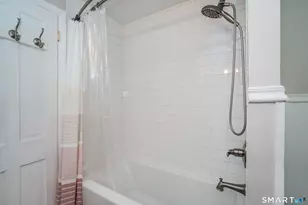 521 Shuttle Meadow Ave, New Britain, CT 06052 - Photo 24