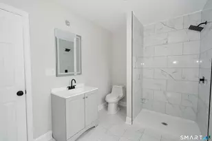 873 Burnside Ave, East Hartford, CT 06108 - Photo 20