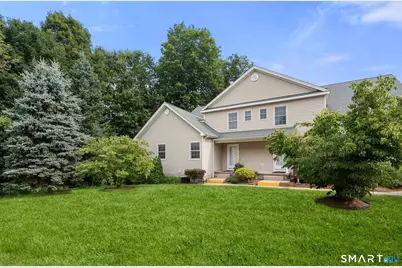 4 Reggie Way #B, East Windsor, CT 06016 - Photo 2
