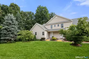 4 Reggie Way, East Windsor, CT 06016 - Photo 2