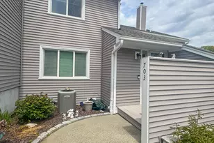 703 Golf Dr, East Haven, CT 06512 - Photo 2