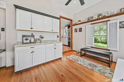 327 West Main Street, Cheshire, CT 06410 - Photo 10