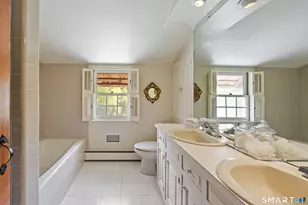 52 Susan Ln, Meriden, CT 06450 - Photo 18