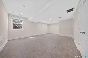 88 Maple Tree Ave, Stamford, CT 06906 - Photo 26