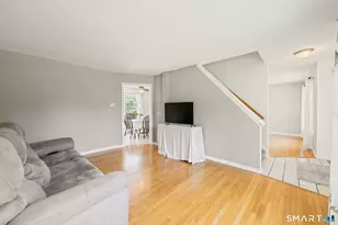 58 Brown St, Middletown, CT 06457 - Photo 8