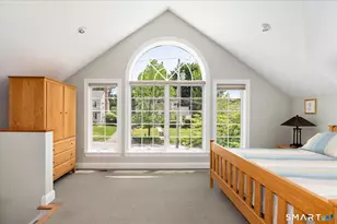 43 Green Knolls Ln, Fairfield, CT 06824 - Photo 20