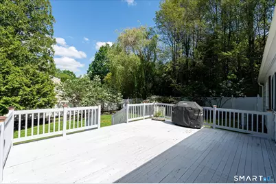 43 Green Knolls Lane, Fairfield, CT 06824 - Photo 10