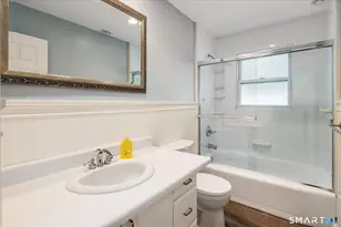 43 Green Knolls Ln, Fairfield, CT 06824 - Photo 16