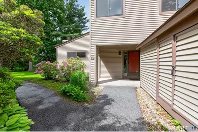12 Sycamore Lane #12, Avon, CT 06001 - Photo 2
