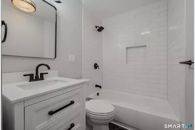1092 Ocean Avenue, New London, CT 06320 - Photo 28