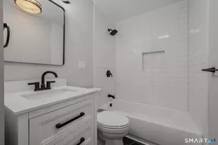 1092 Ocean Ave, New London, CT 06320 - Photo 28