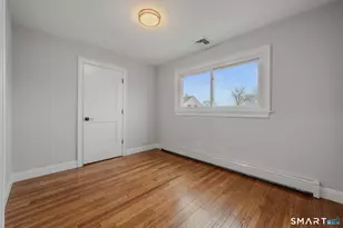 1092 Ocean Ave, New London, CT 06320 - Photo 26