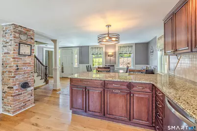 4 Tolland Green, Tolland, CT 06084 - Photo 8