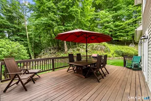 12 Logans Way, Danbury, CT 06811 - Photo 32