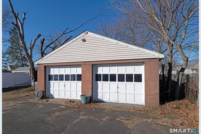 25 Clifton Street, Wallingford, CT 06492 - Photo 38