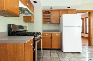 25 Clifton St, Wallingford, CT 06492 - Photo 10