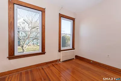 25 Clifton Street, Wallingford, CT 06492 - Photo 12