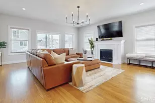22 Blair St, Milford, CT 06460 - Photo 2