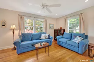 17 Willard St, Old Saybrook, CT 06475 - Photo 8