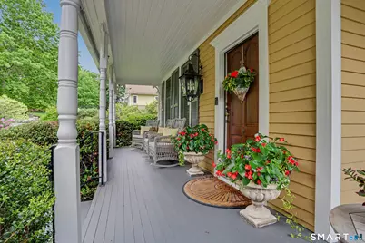36 Catoonah Street #18, Ridgefield, CT 06877 - Photo 2