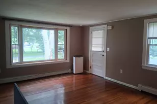 17 Ballou Rd, Branford, CT 06405 - Photo 8