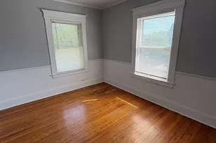 225 Whiting Ln, West Hartford, CT 06119 - Photo 4
