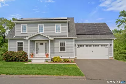 39 Chapman Chase #39, Windsor Locks, CT 06096 - Photo 1